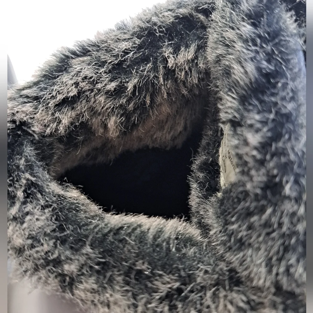 Khombu Ladies Lisa Rain/Snow Boot   Size 9